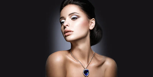 SAPPHIRE GUIDE (SEPTEMBER BIRTHSTONE)