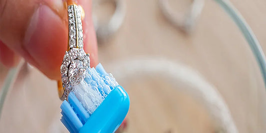 What Is The Best Home Remedy For Cleaning Diamonds?