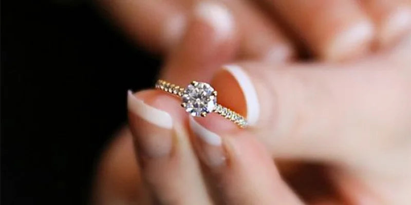 Promise Rings: A Buyer's Guide